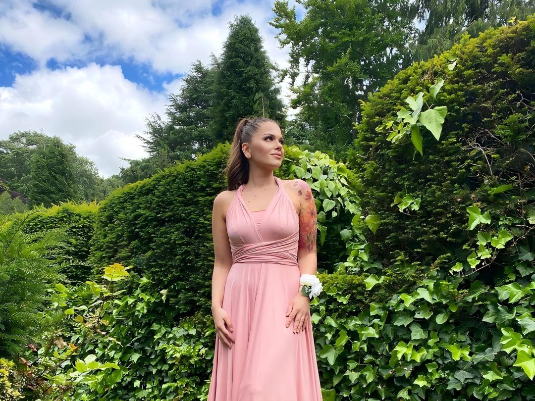 Office to Date Outfit Transformation: Styling an Infinity Dress from Day to Night